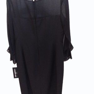 Karl Lagerfeld, Little black dress with a twist size 6